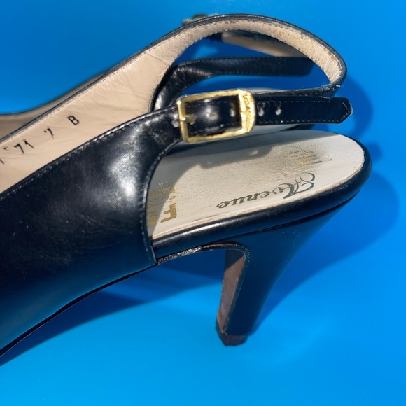 Vintage Salvatore Ferragamo Black Slingback Heels - Picture 7 of 10
